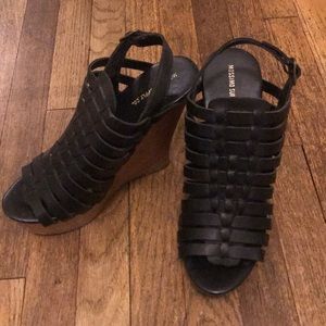 NWOT Mossimo Black Woven Wedges